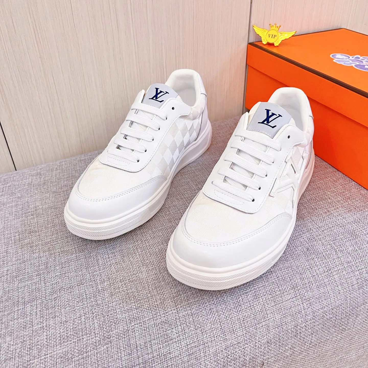 Men's Men's Shoes Men's Shoes💰 420 Men's Men's Shoes💰[LV]🔥Louis Vuitton Men's high-end brand official website 1:1 Latest masterpiece: The upper is made of Italian imported first-layer cowhide with a comfortable and breathable lining➕Original non-slip and wear-resistant outsole🔥, making walking more convenient and comfortable! An exclusive new model, a stunning work, a beautiful 1:1 replica [color] compared to the official quality! Create a fashionable personality to set off your uniqueness! A must-have for trendy men! Classic🔥Size: 38-44 Color: 🔥Multiple colors available🔥.